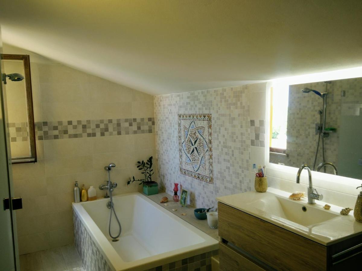 Oasi Del Cuore - Graziose Camere Con Vista Mare A 7 Min Dal Mare Di 카스티글리온셀로 외부 사진